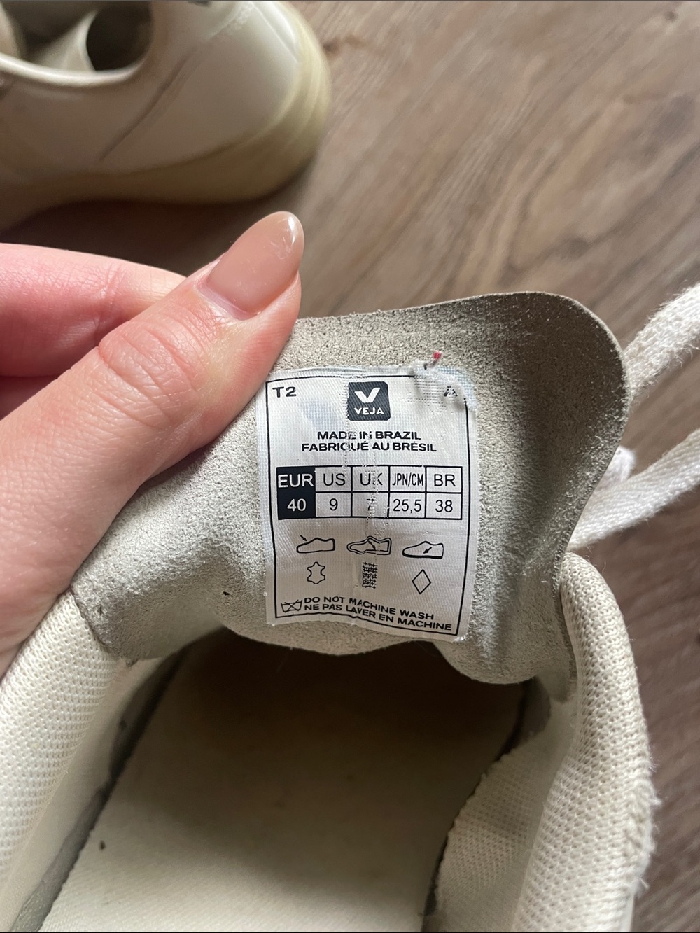 Veja Lace-Up Sneakers - Picture 7 of 7
